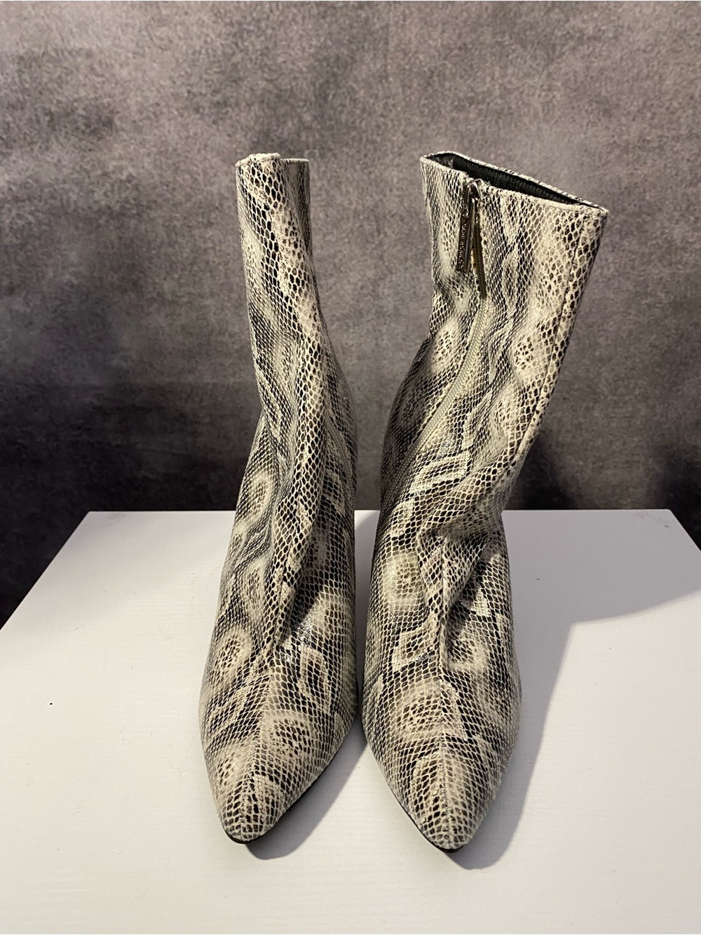 Cape Robbin Boas Womens 7.5 Faux Snakeskin Ankle Boots Block High Heel
